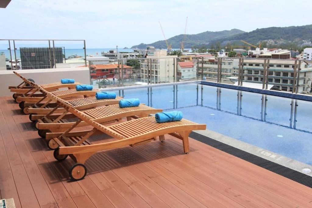 Elegancy Sansabai Hotel Patong Exterior foto